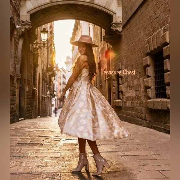 Lilly Pulitzer Gold and Champagne High Low Dress - Picture 2 of 11